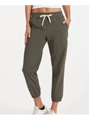 Vuori Olive Drawstring Jogger with Elastic Cuffs